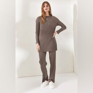 Moda Asya Brown Ribbed Knit Two-Piece Lounge Set Women’s Size Medium